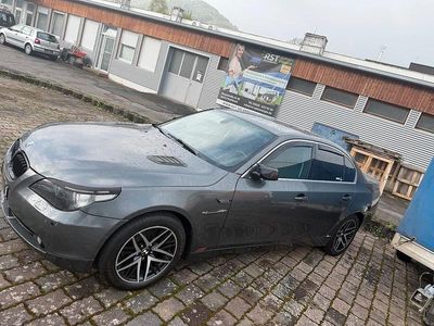 Second-hand BMW 525 180 CP (132 kW) 2004 Gri Berlinǎ