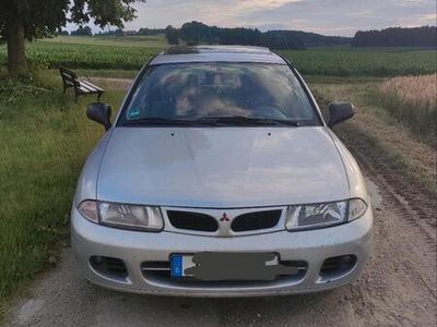 Mitsubishi Carisma