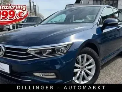 Usata VW Passat 120 CV (88 kW) 2019 Blu Berlina