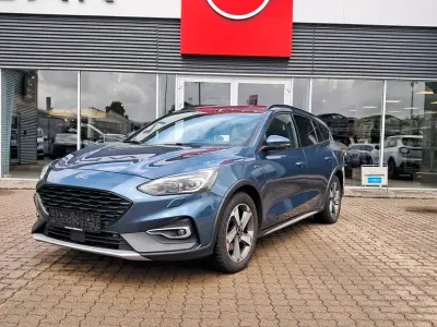 Gebraucht Ford Focus Active X 125 PS (91 kW) 2020 Blau Limousine
