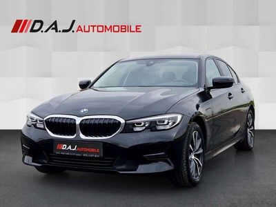 gebraucht BMW 330e Aut. Advantage NAV LED SHZ PDC Sportsitze