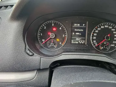 Gebraucht VW Sharan Life 140 PS (102 kW) 2014 Weiß Van / Kleinbus