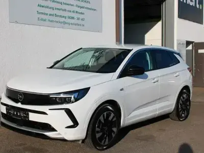 Gebraucht Opel Grandland X 131 PS (96 kW) 2023 Lack weiss banquise/deckende l SUV
