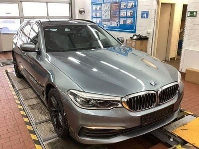 Gebraucht BMW 520 Shadowline 190 PS (139 kW) 2020 Blau Kombi