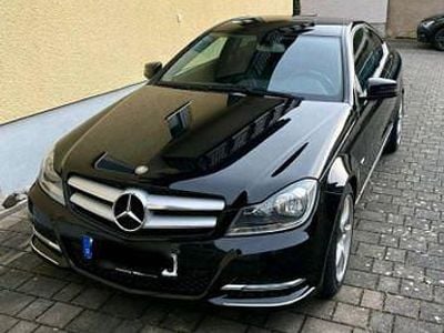 Mercedes C180