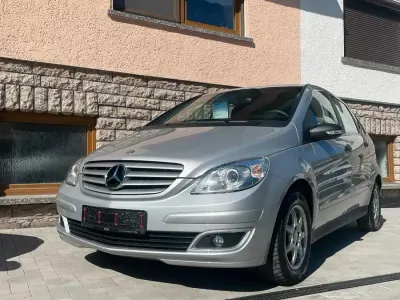 Gebraucht Mercedes B170 115 PS (84 kW) 2008 Silber Van / Kleinbus