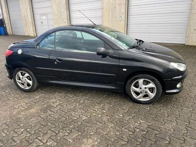 Gebraucht Peugeot 206 CC 109 PS (80 kW) 2006 Schwarz Cabrio