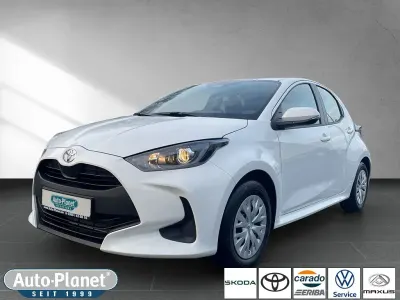 Neu Toyota Yaris Business Edition 116 PS (85 kW) 2026 Weiß Kleinwagen