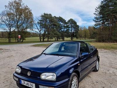Gebraucht VW Golf Cabriolet Edition 90 PS (66 kW) 1996 Blau Cabrio