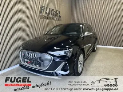 Gebraucht Audi e-tron Ambiente 369 kW (503 PS) 2022 Brillantschwarz SUV