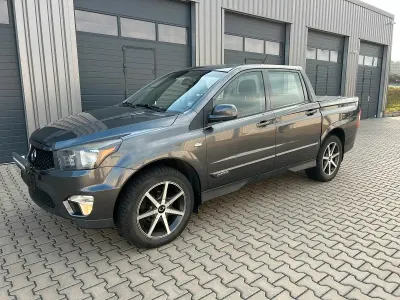 Gebraucht SsangYong Actyon 155 PS (114 kW) 2016 Grau Pickup