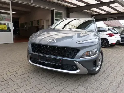 Gebraucht Hyundai Kona Essential 120 PS (88 kW) 2023 Grau SUV