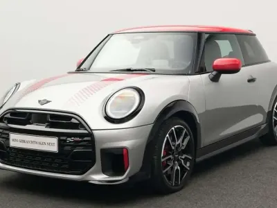 Usata Mini John Cooper Works 231 CV (169 kW) 2025 Grigio Utilitaria