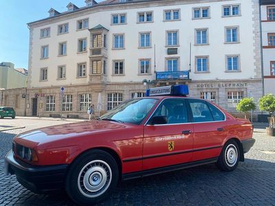 Gebraucht BMW 520 150 PS (110 kW) 1992 Rot Limousine