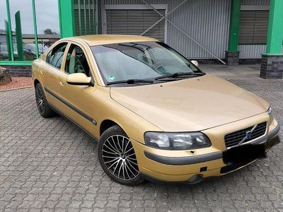Gebraucht Volvo S60 Comfort 250 PS (183 kW) 2001 Gold Limousine