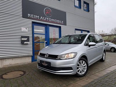Gebraucht VW Touran 110 PS (80 kW) 2018 Silber Van / Kleinbus