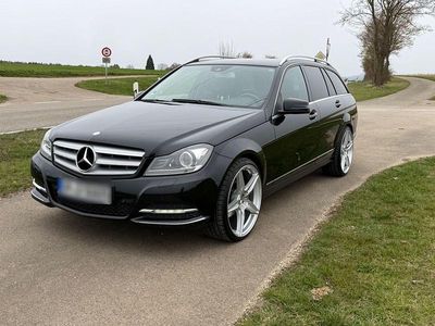 Gebraucht Mercedes C220 Avantgarde 170 PS (125 kW) 2012 Schwarz Kombi