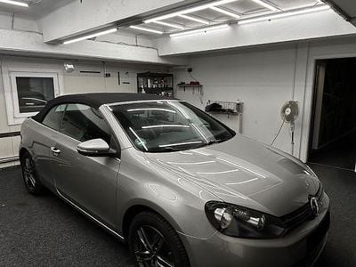 Gebraucht VW Golf Cabriolet Basis 140 PS (102 kW) 2012 Grau Cabrio