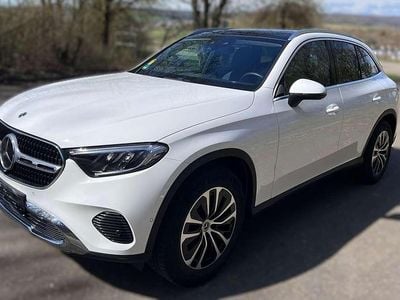 Gebraucht Mercedes GLC200 Advanced 204 PS (150 kW) 2023 Weiß SUV