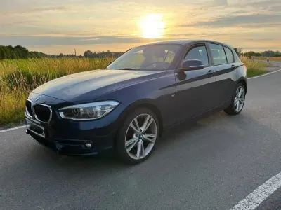 Gebraucht BMW 118 Sport Line 136 PS (100 kW) 2015 Blau Kleinwagen
