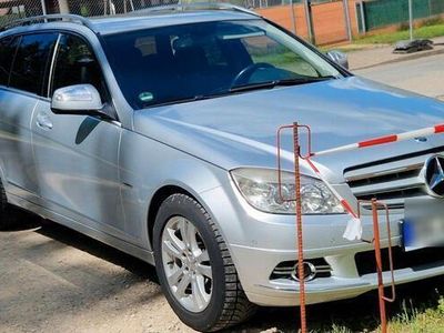 Mercedes C180