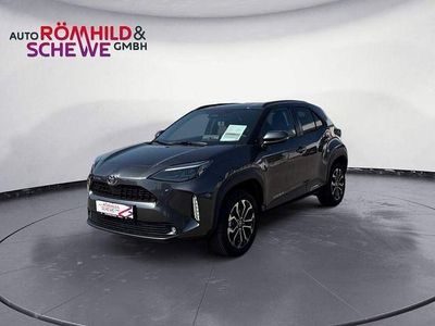 Grau Neu 2025 Toyota Yaris Hybrid Limousine | 30.790 € (Fairer Preis)