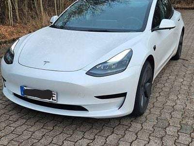 Gebraucht Tesla Model 3 RWD 208 kW (283 PS) 2023 Weiß Limousine