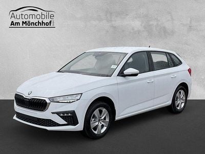 Weiss Neu 2025 Skoda Scala Essence Kleinwagen | 28.065 €