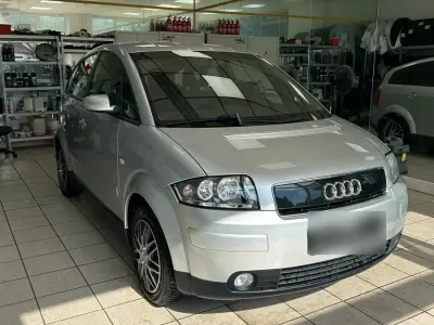 Gebraucht Audi A2 75 PS (55 kW) 2000 Silber Kleinwagen