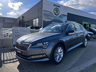 gebraucht Skoda Superb Combi 2.0 TDI DSG Style AHK Navi Matrix