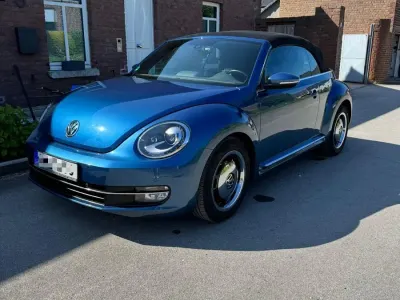 Używany VW Beetle 105 KM (77 kW) 2016 Niebieski Hatchback