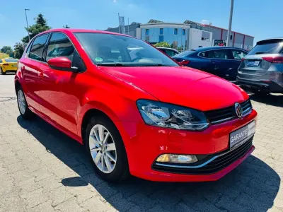 Gebraucht VW Polo 90 PS (66 kW) 2015 Rot Limousine