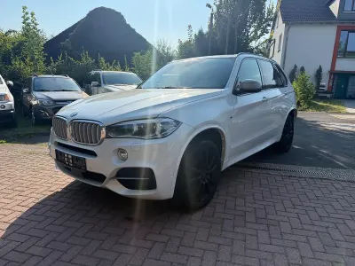 Gebraucht BMW X5 Shadowline 381 PS (280 kW) 2015 Mineralweiss metallic SUV
