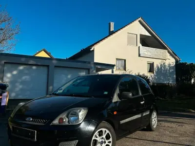 Używany Ford Fiesta 69 KM (50 kW) 2007 Czarny Hatchback