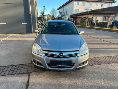 Gebraucht Opel Astra 115 PS (84 kW) 2007 Blau Limousine