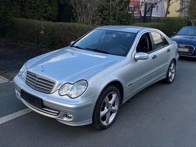 Usata Mercedes C220 150 CV (110 kW) 2005 Argento Berlina