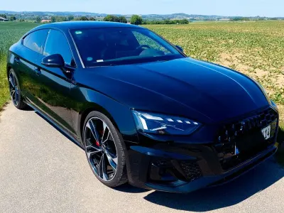 Gebraucht Audi A5 Sportback Competition 204 PS (150 kW) 2024 Schwarz Kleinwagen