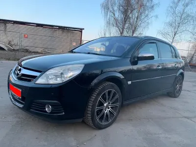 Gebraucht Opel Signum 155 PS (114 kW) 2007 Schwarz Kleinwagen