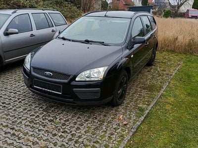 Schwarz Gebraucht 2007 Ford Focus Kombi | 1.919 € (Fairer Preis)