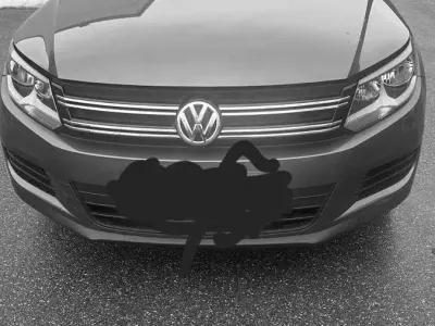 Gebraucht VW Tiguan Trendline 125 PS (91 kW) 2014 Grau SUV