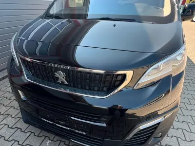 Occasion Peugeot Traveller 177 PK (130 kW) 2018 Zwart MPV