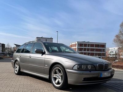 Gebraucht BMW 525 192 PS (141 kW) 2002 Grau Kombi