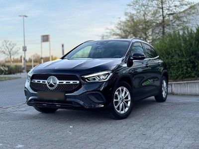 Brugt Mercedes GLA200 Night 163 HK (119 kW) 2021 Sort SUV