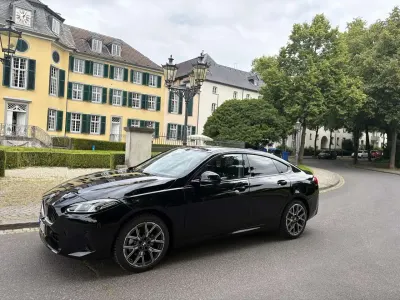 Gebraucht BMW 216 Efficient Dynamics 122 PS (89 kW) 2025 Schwarz Coupé