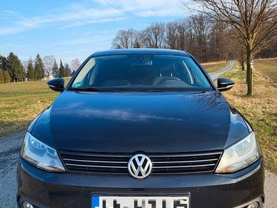 Gebraucht VW Jetta Comfortline 122 PS (89 kW) 2012 Schwarz Limousine