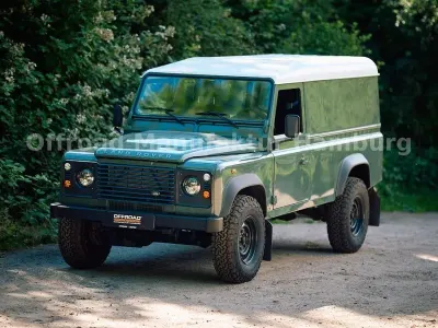 Gebraucht Land Rover Defender S 122 PS (89 kW) 2011 Grün SUV