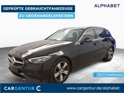 Gebraucht Mercedes C200 Avantgarde 163 PS (119 kW) 2023 Schwarz Kombi