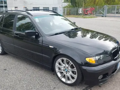 Gebraucht BMW 330 Shadowline 184 PS (135 kW) 2002 Schwarz Kombi