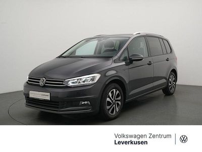 Usata VW Touran Active 122 CV (89 kW) 2023 Grigio Monovolume