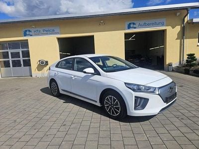 Gebraucht Hyundai Ioniq Trend 100 kW (136 PS) 2021 Weiß Kleinwagen